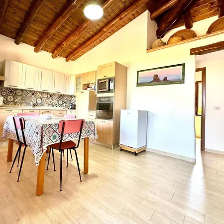 Apartment With Patio Cardedu